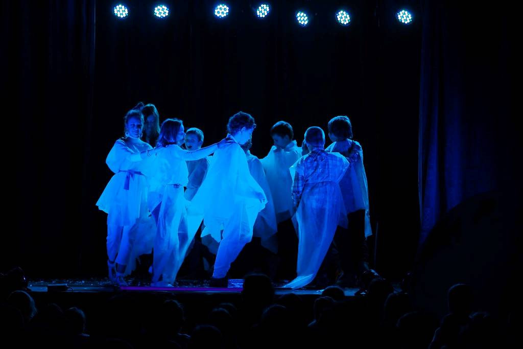 886214_775739385864541_6463303117643305620_o