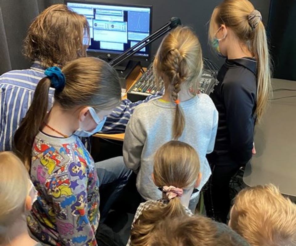 radio1