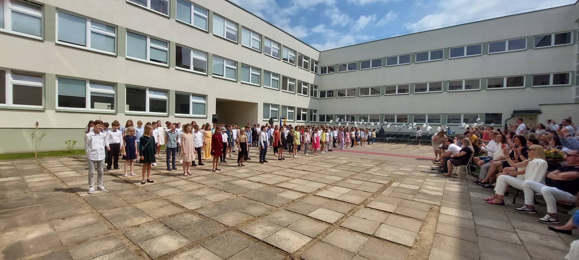 286299332_727195775368582_4775060446001316294_n