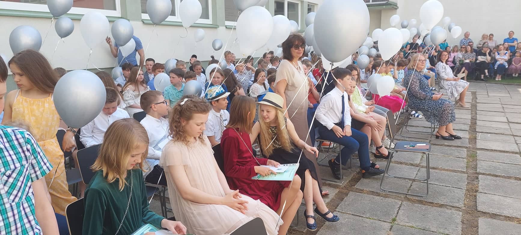 286751544_555369796165836_3405768665357866163_n