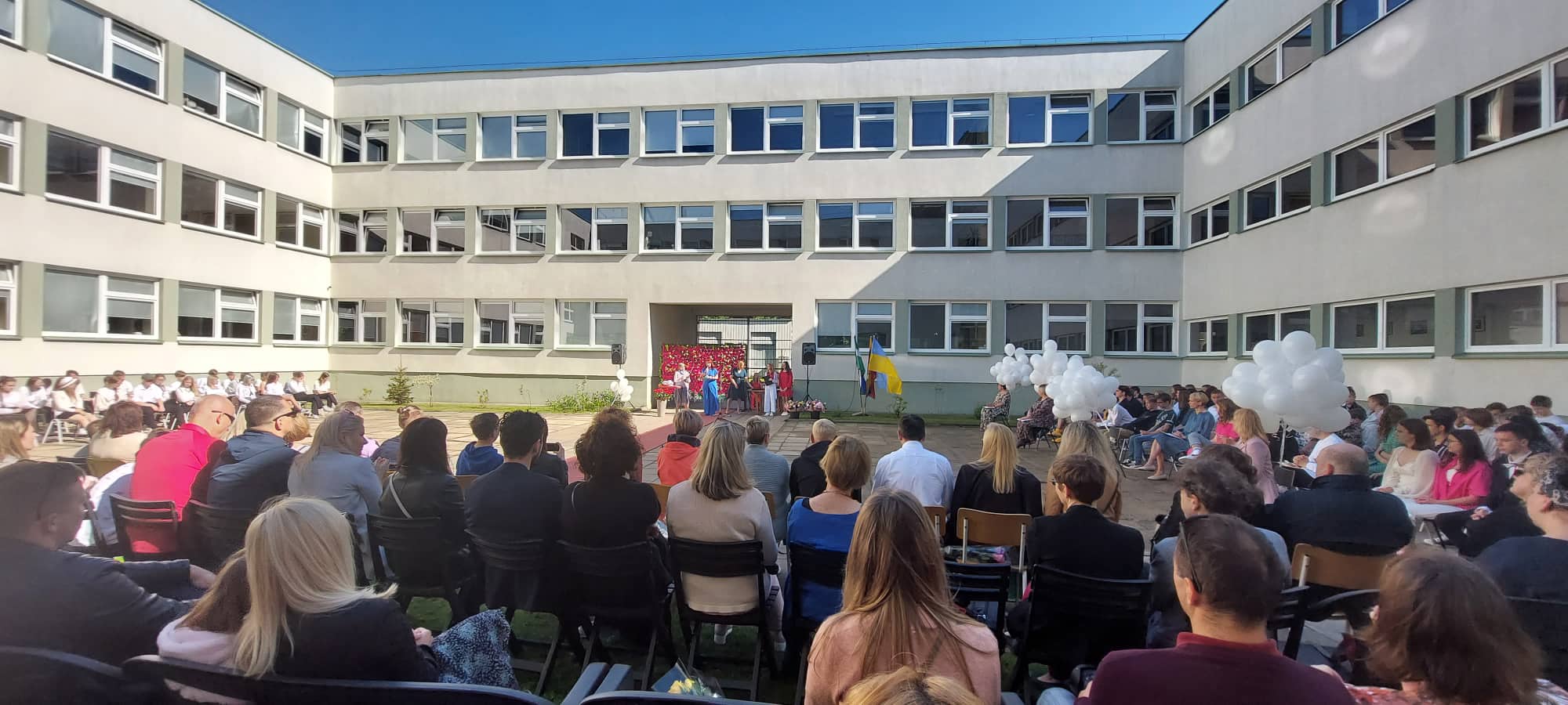 289118169_701348070941317_3884811612024411444_n