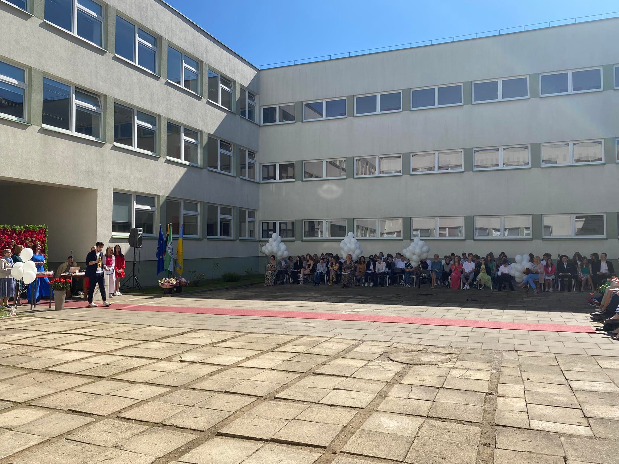 289520976_1449616628886417_5207043399380864912_n