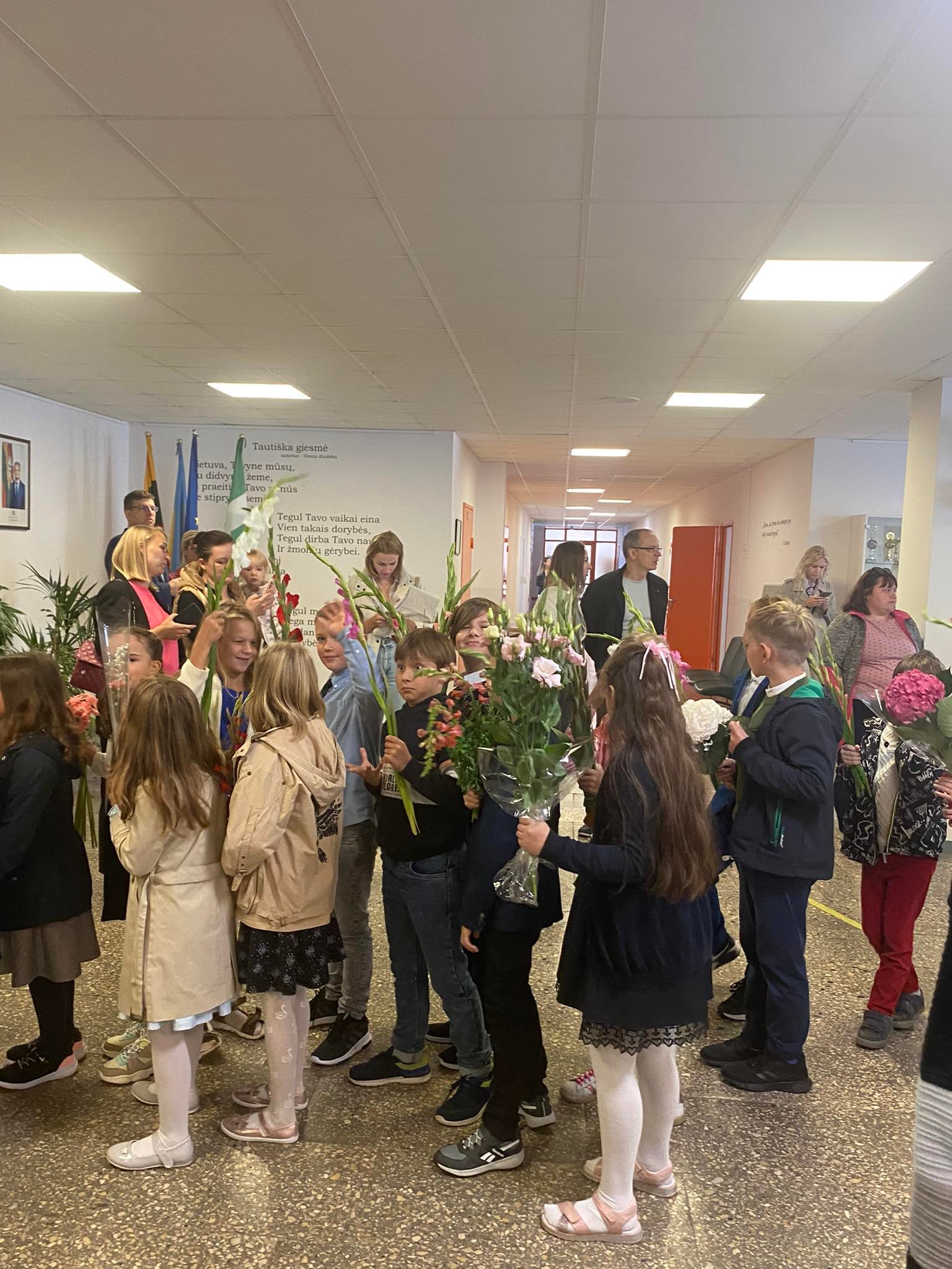 300564562_623976885752395_7535155708006863703_n