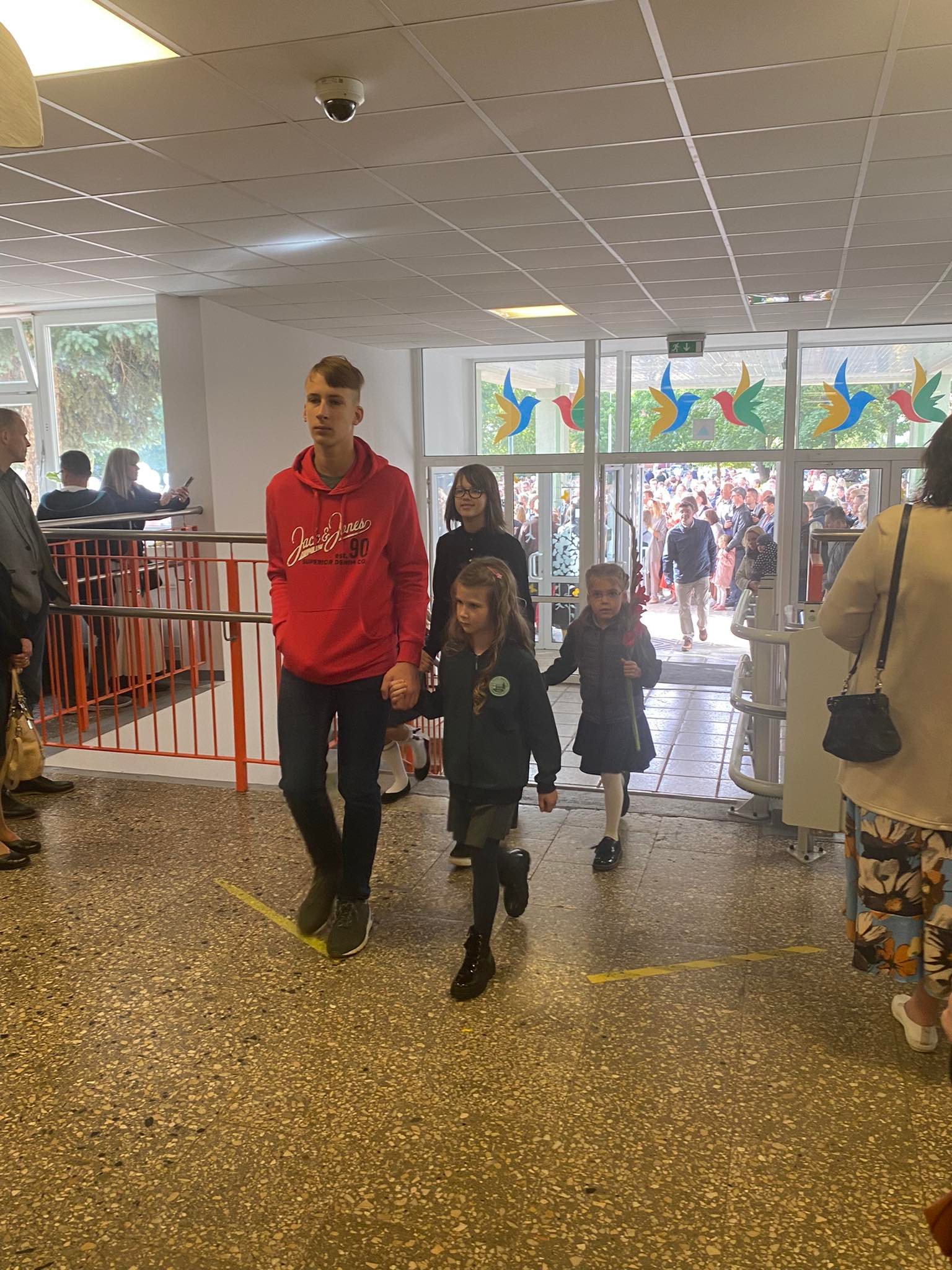 300602433_3168776106695583_6227365654827294638_n