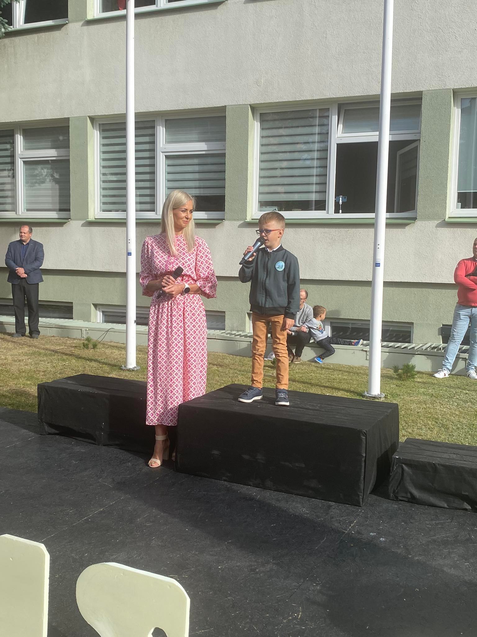 300788579_836920547686735_5553441232110728675_n