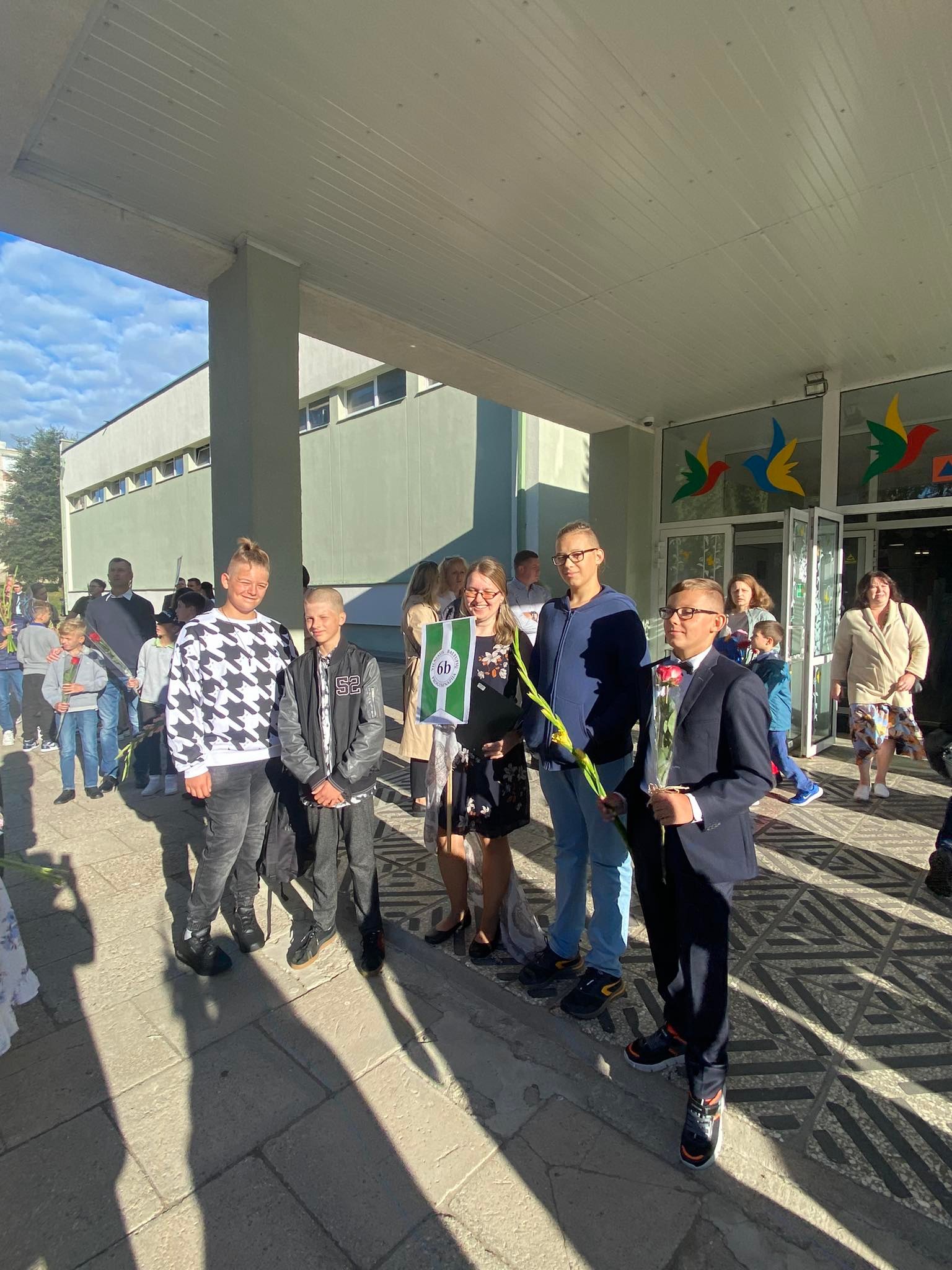 300852555_4911088345659005_6537094234289781769_n