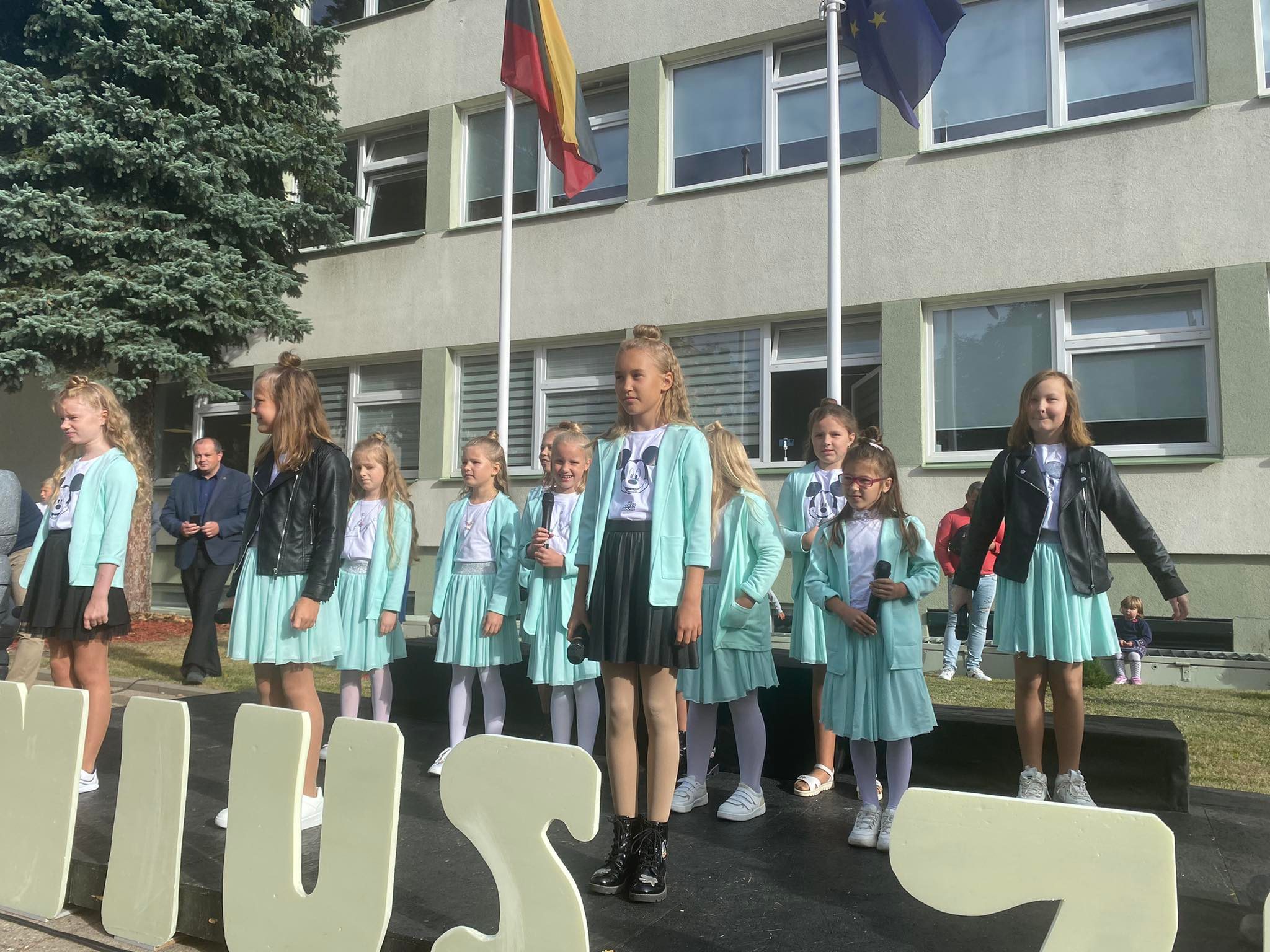 301541015_2014454282277624_2454671834363806060_n