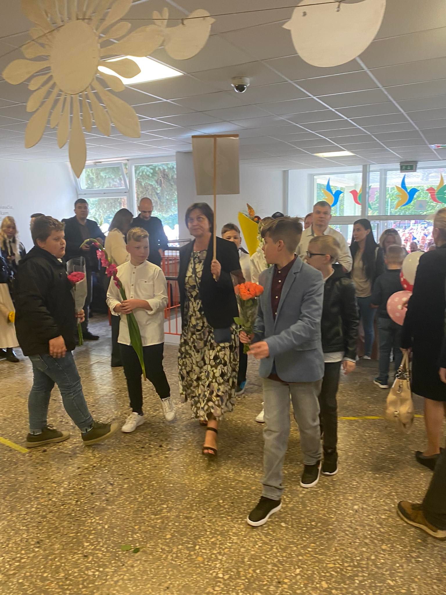 302187463_3197773067128741_5257236578852508411_n