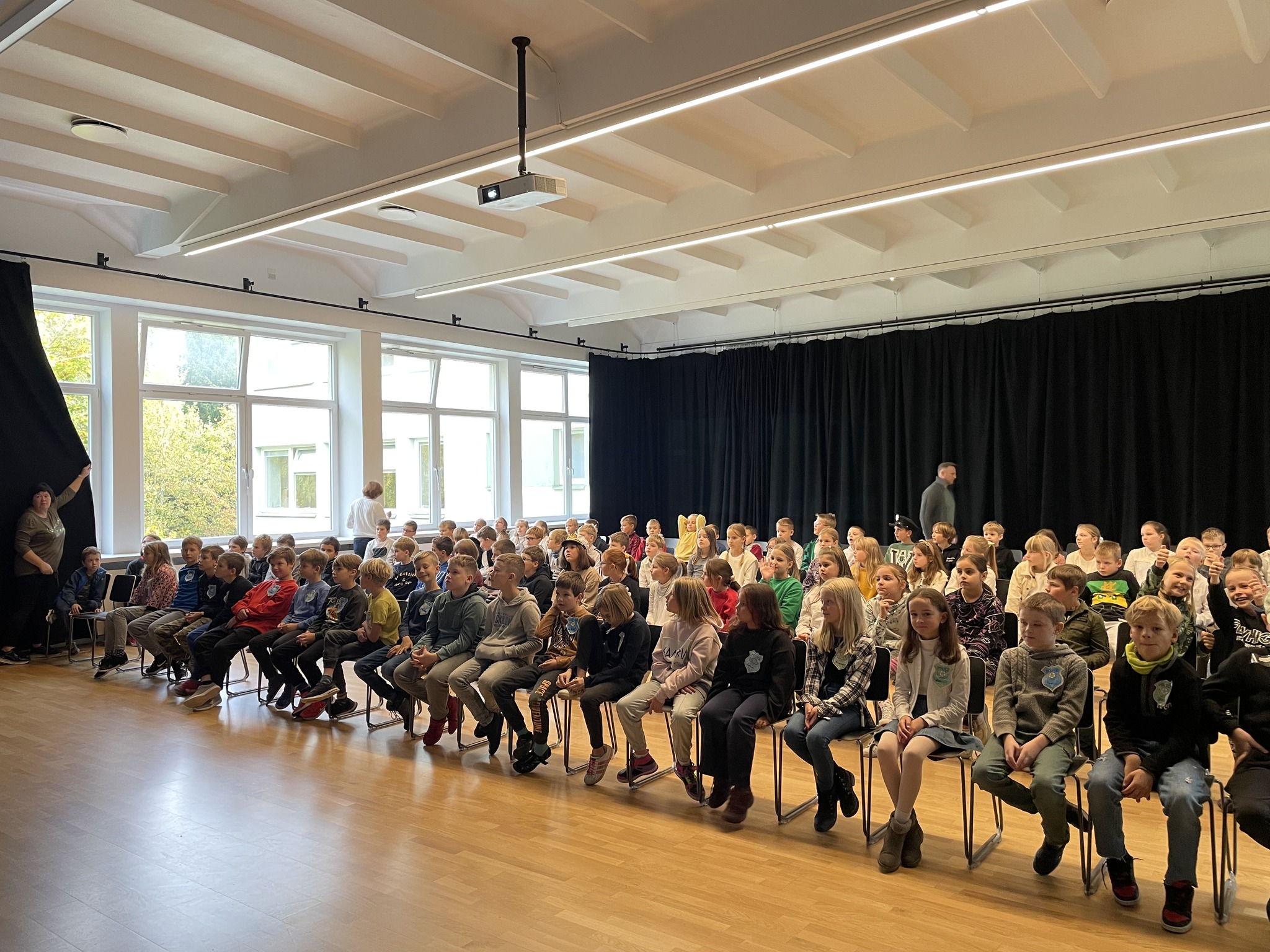 309222887_575684767688271_4819846985128582849_n