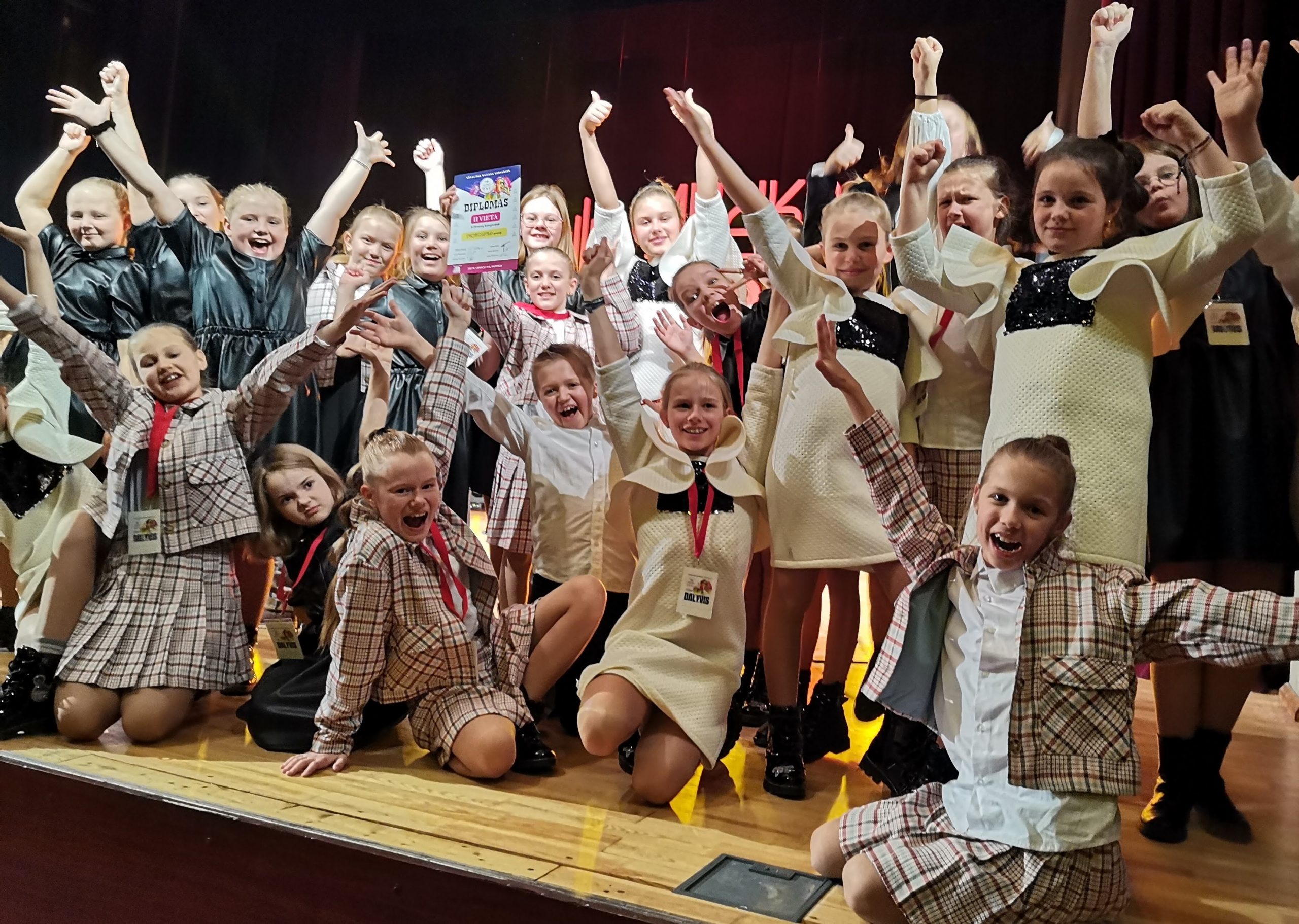 IMG_20221119_161749_edit_107674643696590